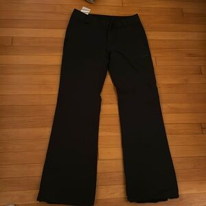 Women’s black ski pants